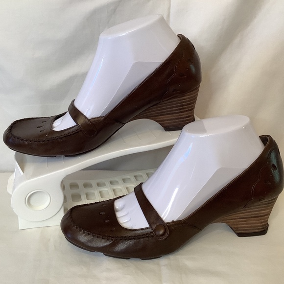 NWOT Kenneth Cole Brown leather wood wedge Mary jane - Picture 1 of 15